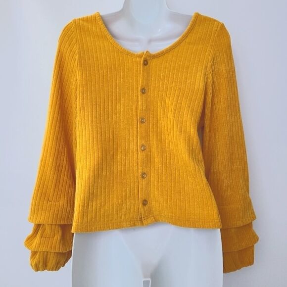 Golden Yellow Button Back Ruffle Sleeve Sweater Sz M - Picture 3 of 11
